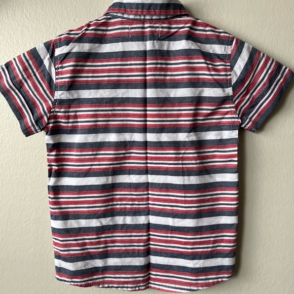 Boys DKNY short sleeve button up shirt - Picture 6 of 6